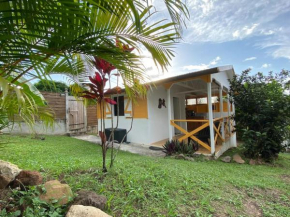 Charmant bungalow avec piscine Kaz' Basse